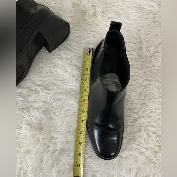 Cole Haan Flex boots men's size 7, women's 8.5 narrow - Picture 9 of 16